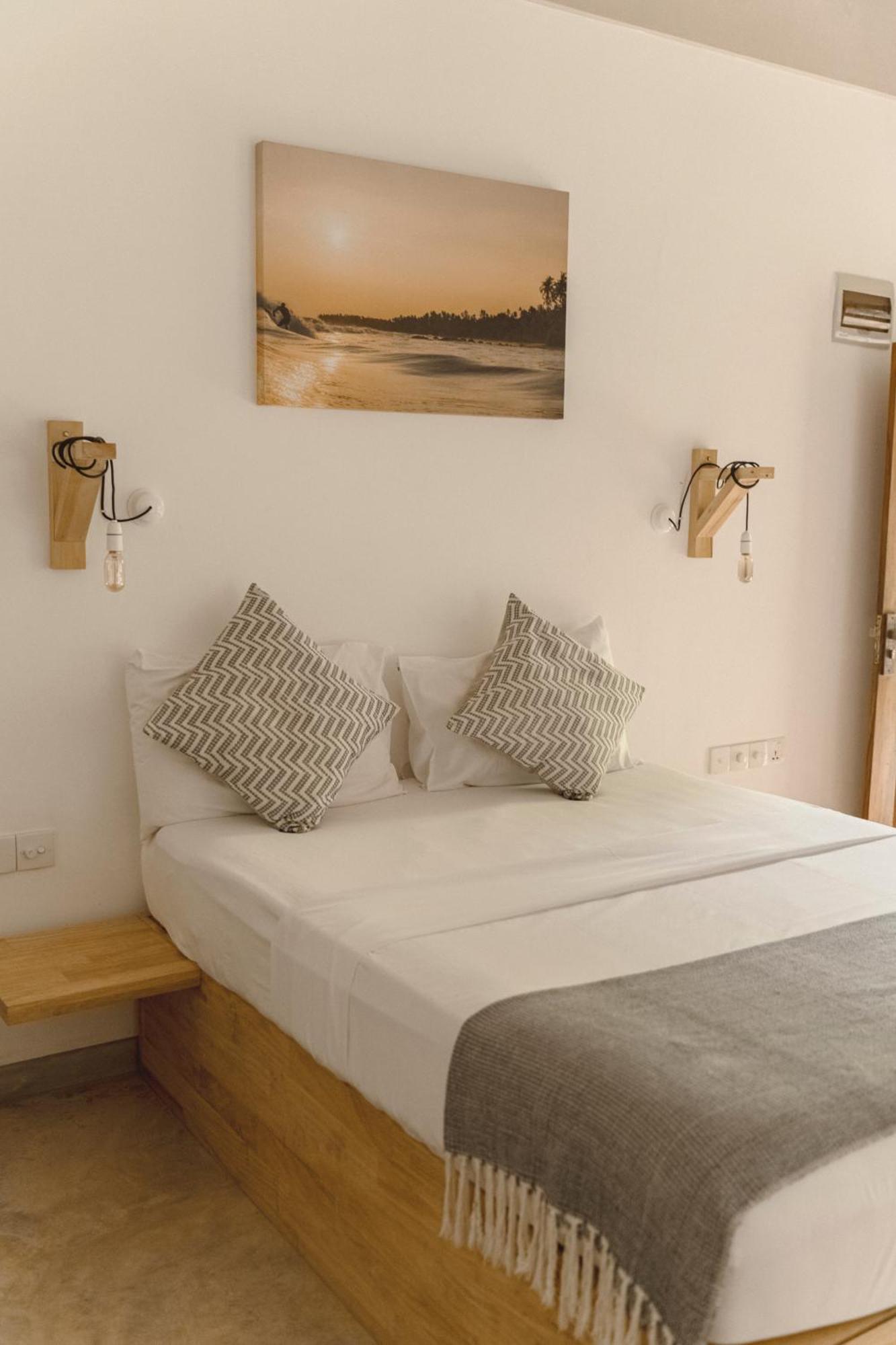 Taboo Hotel Dikwella Bagian luar foto