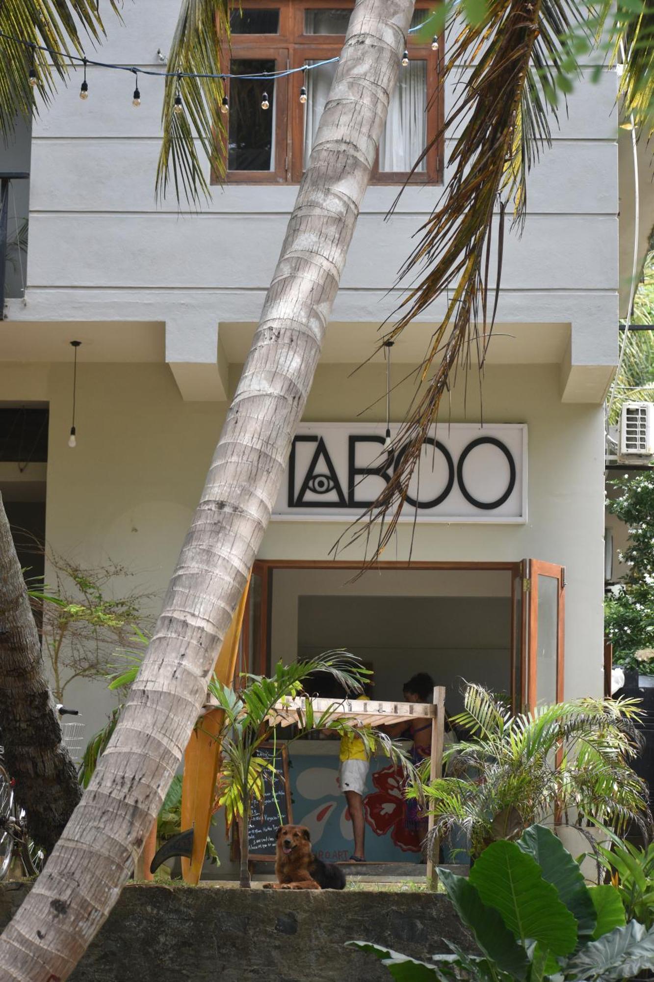 Taboo Hotel Dikwella Bagian luar foto