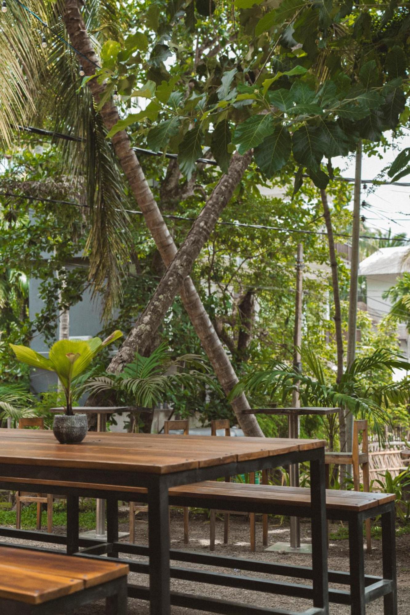 Taboo Hotel Dikwella Bagian luar foto